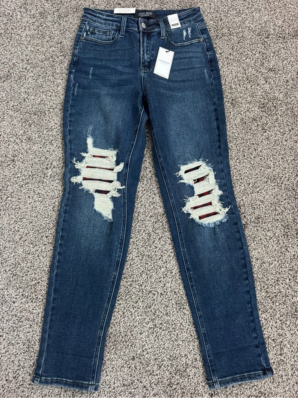 Judy Blue boyfriend fit size 3/26. 30 1/2” inseam